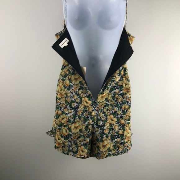 NEW Super Down Felicity Romper Revolve Cutout Ruffles Lined Size L Shorts Skort - Picture 11 of 16